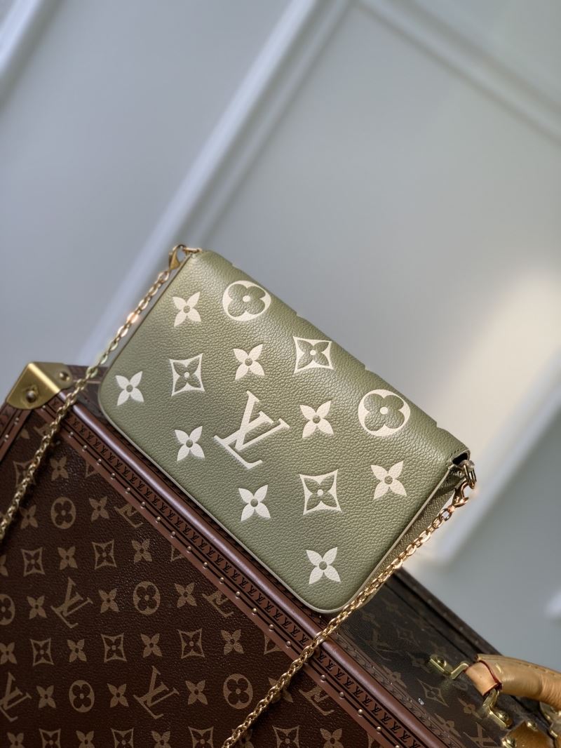 LV Purse